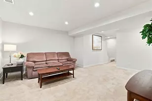 106 Magnolia Dr, Robinson Twp, PA 15136 - Photo 24