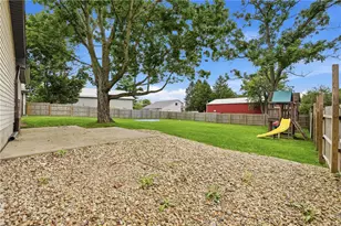 127 Beaver Ave, West Sunbury, PA 16061 - Photo 20