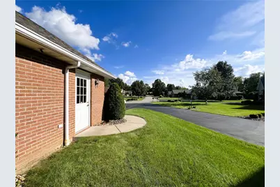 232 Orchard Park Dr, Neshannock Township, PA 16105 - Photo 32