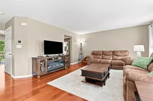 721 Bush Dr, Adams Township, PA 16046 - Photo 8