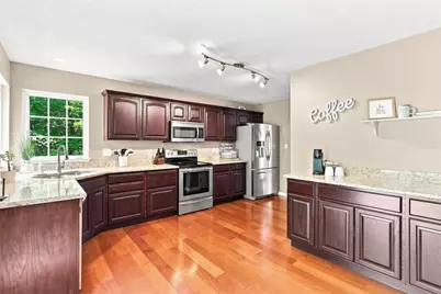 721 Bush Dr, Adams Township, PA 16046 - Photo 10