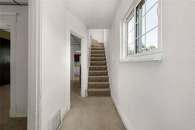 322 Lamarido St, Pittsburgh, PA 15226 - Photo 4