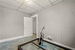 322 Lamarido St, Pittsburgh, PA 15226 - Photo 18