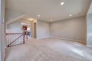 1861 Louisville, Pittsburgh, PA 15143 - Photo 14