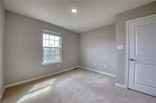1861 Louisville, Pittsburgh, PA 15143 - Photo 26