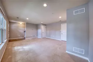 1861 Louisville, Pittsburgh, PA 15143 - Photo 18