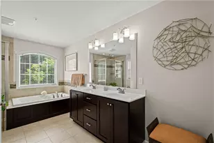 662 Freedom Dr, Collier Township, PA 15106 - Photo 16