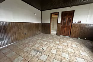 1913 Fox Wy, Pittsburgh, PA 15203 - Photo 12