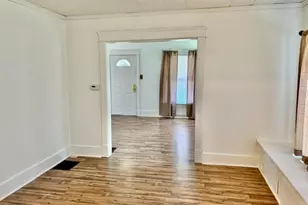 405 Lawnview Ave, Neshannock Township, PA 16105 - Photo 14