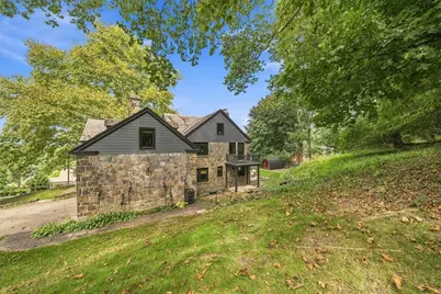 22 Priscilla Ln, Rosslyn Farms, PA 15106 - Photo 50