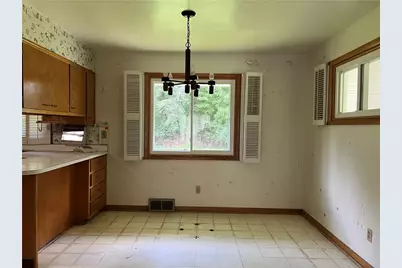 18 Lattavo Dr, Neshannock Township, PA 16105 - Photo 8