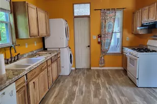320 Main St, Twp of But SW, PA 16045 - Photo 6