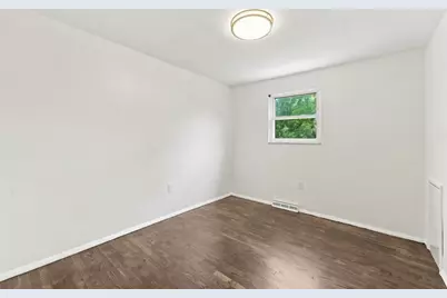 138 Yosemite Dr, Pittsburgh, PA 15235 - Photo 14