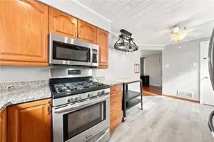 459 Lois Dr, Pittsburgh, PA 15236 - Photo 6