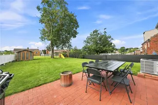 459 Lois Dr, Pittsburgh, PA 15236 - Photo 28