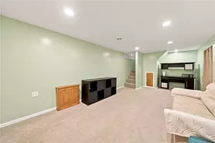 459 Lois Dr, Pittsburgh, PA 15236 - Photo 18