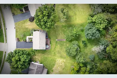 208 Timberlake Drive, Peters Township, PA 15367 - Photo 2