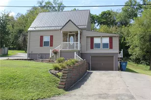 601 N 8th St, Youngwood, PA 15697 - Photo 2
