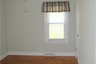 601 N 8th St, Youngwood, PA 15697 - Photo 16