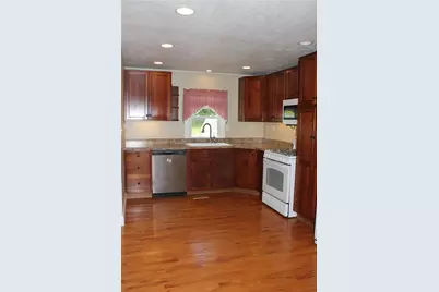 601 N 8th Street, Youngwood, PA 15697 - Photo 6