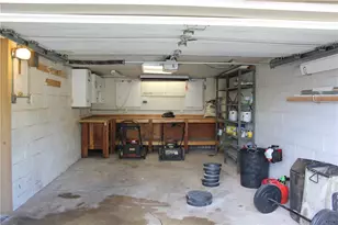 601 N 8th St, Youngwood, PA 15697 - Photo 34