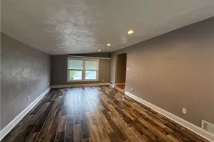601 N 8th St, Youngwood, PA 15697 - Photo 14