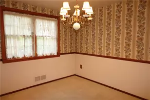 5720 Clark Ave, Bethel Park, PA 15102 - Photo 14