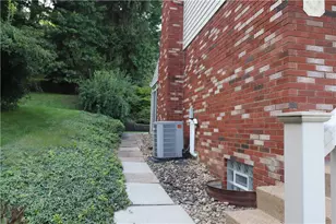 5720 Clark Ave, Bethel Park, PA 15102 - Photo 6
