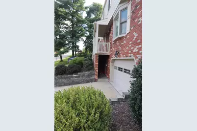 5720 Clark Ave, Bethel Park, PA 15102 - Photo 4