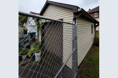 619 E 3rd Ave, Tarentum, PA 15084 - Photo 6