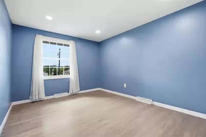 216 Oak Heights Dr, Oakdale, PA 15071 - Photo 12
