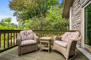 2 Maurers Ln, Pittsburgh, PA 15215 - Photo 8