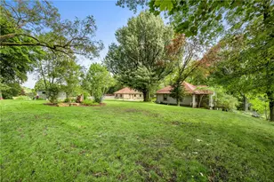 2 Maurers Ln, Pittsburgh, PA 15215 - Photo 32