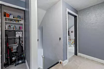 152 W Marigold St, Munhall, PA 15120 - Photo 14