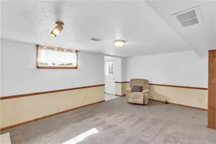 1108 McGovern Rd, Chartiers, PA 15342 - Photo 18