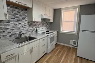 1079 3rd Ave, New Kensington, PA 15068 - Photo 4