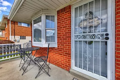 305 Donna Dr, Elizabeth Twp/Boro, PA 15037 - Photo 4