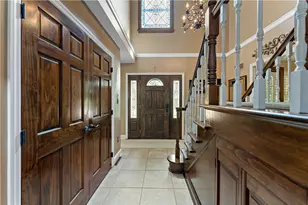 100 Springhouse Dr, Jefferson Hills, PA 15025 - Photo 4