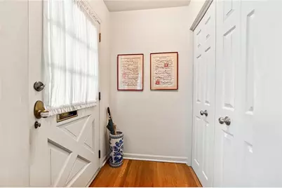 831 Alden Dr, Scott Township, PA 15220 - Photo 4