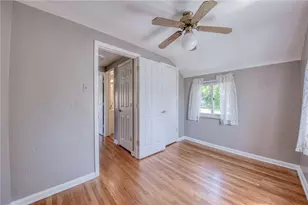 1823 Bower Hill Rd, Scott Township, PA 15243 - Photo 14