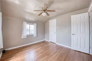 1823 Bower Hill Rd, Scott Township, PA 15243 - Photo 12