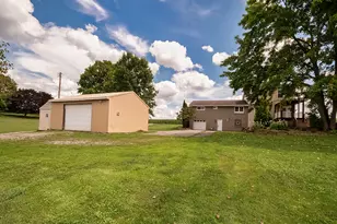 308 Welsh Rd, Connoquenessing Township, PA 16033 - Photo 32
