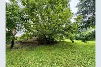 527 Sugar Lane, Clarksville, PA 15322 - Photo 12