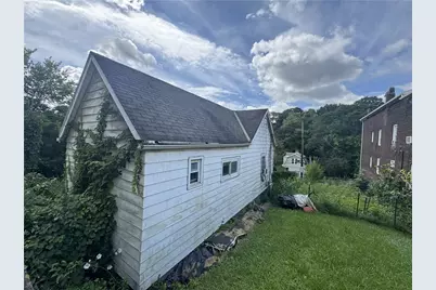 1521 Brinton Ave, North Braddock, PA 15104 - Photo 6