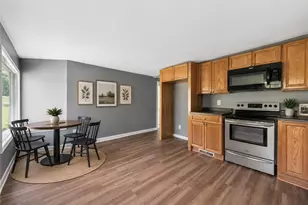 690 Brownstown Rd, Irwin, PA 15647 - Photo 8