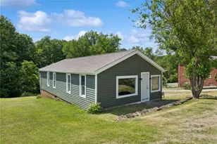 690 Brownstown Rd, Irwin, PA 15647 - Photo 26
