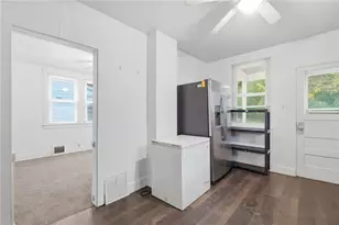 1264 Grove Rd, Pittsburgh, PA 15234 - Photo 14