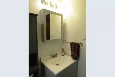 20 Carlsbad Rd, Pittsburgh, PA 15239 - Photo 18