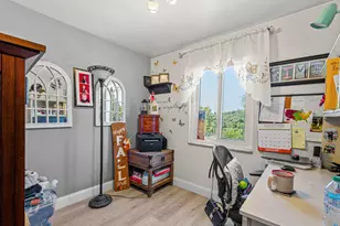610 Sunnyland Ave, Pittsburgh, PA 15227 - Photo 16
