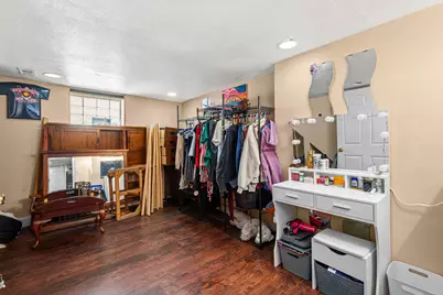 610 Sunnyland Avenue, Pittsburgh, PA 15227 - Photo 24